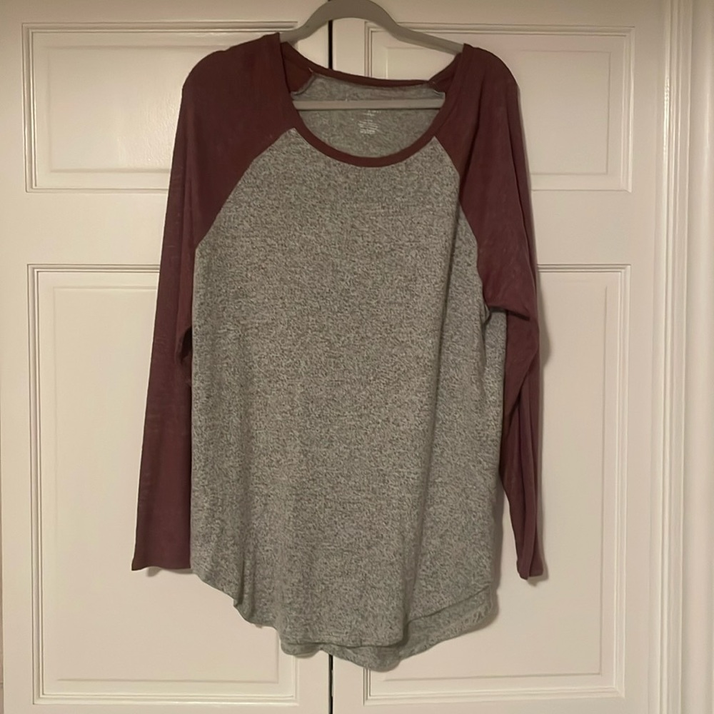 Long Sleeve American Eagle Shirt Large